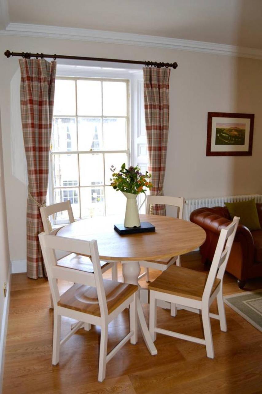 Joivy Stylish Apt In Trendy New Town Location Edimburgo Exterior foto